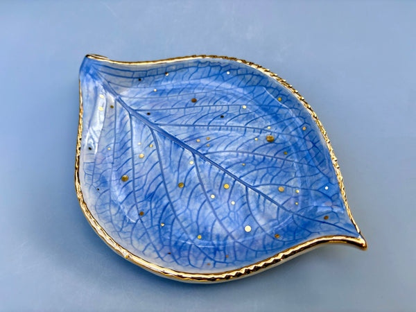 Large Periwinkle-Blue Hydrangea Leaf Jewelry Holder, Ceramic Dish with Gold Accents - Vuvu Ceramics