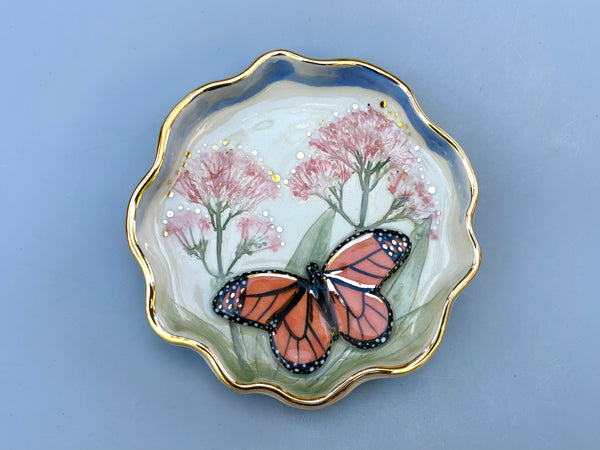 Monarch Butterfly with Valerian Flower, Ceramic Dish with Gold Accents - Vuvu Ceramics