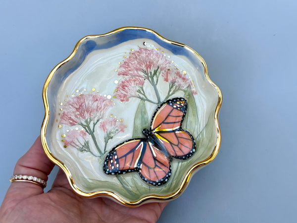 Monarch Butterfly with Valerian Flower, Ceramic Dish with Gold Accents - Vuvu Ceramics