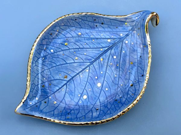 Large Periwinkle-Blue Hydrangea Leaf Jewelry Holder, Ceramic Dish with Gold Accents - Vuvu Ceramics