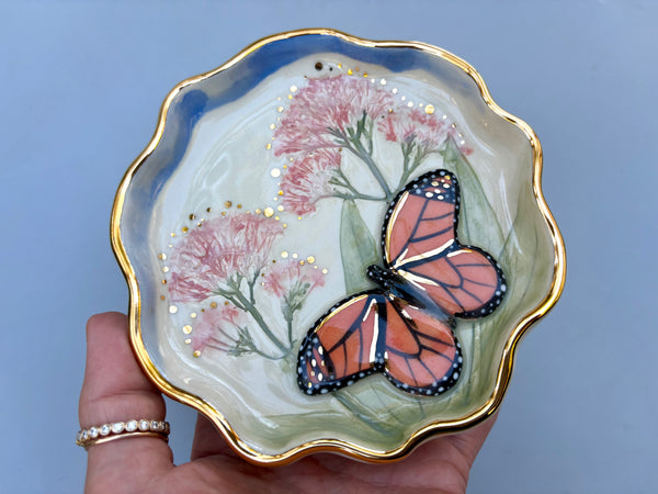 Monarch Butterfly with Valerian Flower, Ceramic Dish with Gold Accents - Vuvu Ceramics