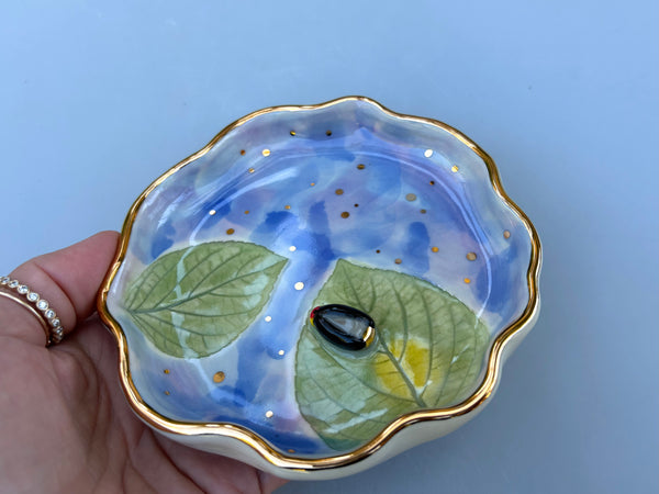 Firefly (Lightning Bug) Jewelry Holder with Hydrangea Leaf, Ceramic Dish with Gold Accents - Vuvu Ceramics