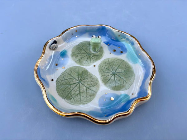Frog and Fly Lily Pond, Ceramic Dish with Gold Accents