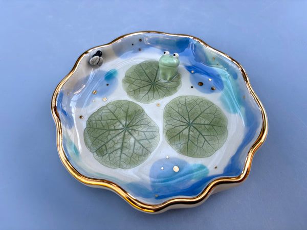 Frog and Fly Lily Pond, Ceramic Dish with Gold Accents