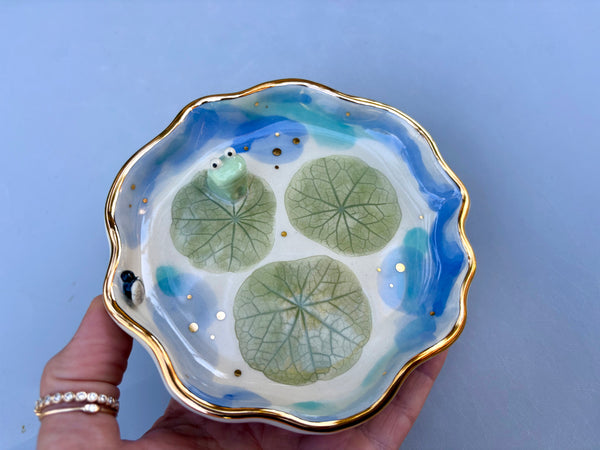 Frog and Fly Lily Pond, Ceramic Dish with Gold Accents