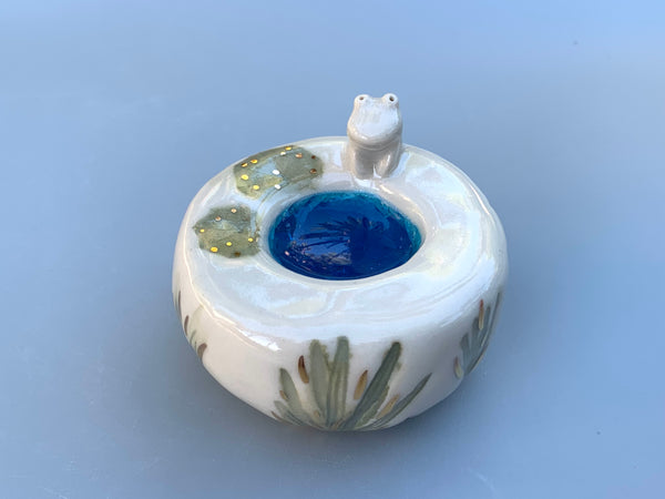 Ring Pedestal with Crystal Blue Pond, Lily Pads, and Tiny Frog