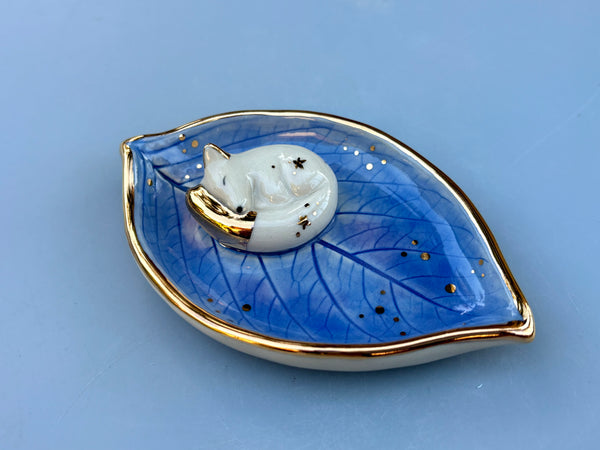 Sleeping Arctic Fox on Hydrangea Leaf Jewelry Holder, Ceramic Dish with Gold Accents - Vuvu Ceramics
