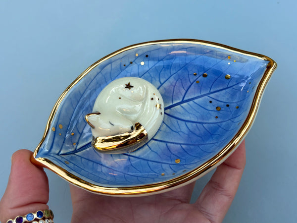 Sleeping Arctic Fox on Hydrangea Leaf Jewelry Holder, Ceramic Dish with Gold Accents - Vuvu Ceramics