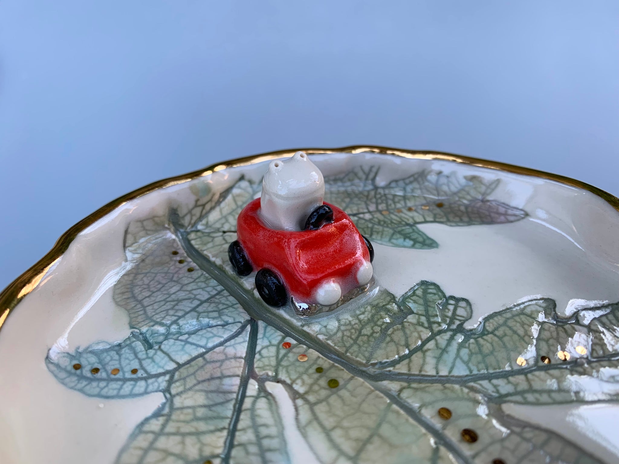 Funny Frog-in-Car Jewelry Holder, Red Car, Ceramic Leaf Dish
