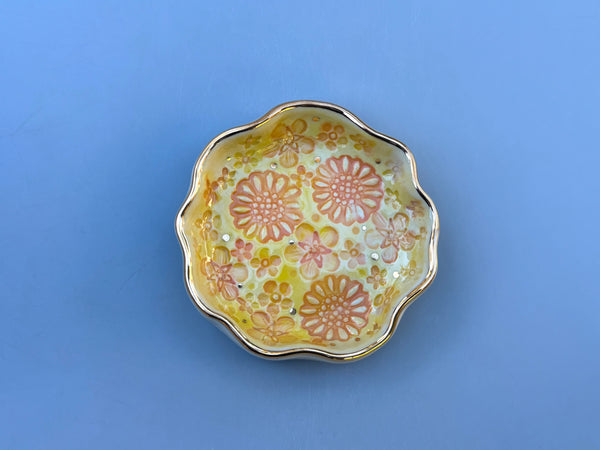 Mini Sunrise Bouquet Jewelry Holder, Ceramic Dish with Gold Accents - Vuvu Ceramics