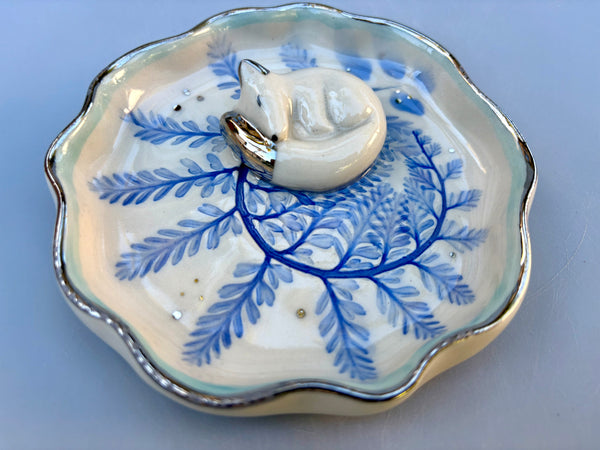 Arctic Fox Among the Ferns Jewelry Holder, Ceramic Dish with Silver Accents - Vuvu Ceramics