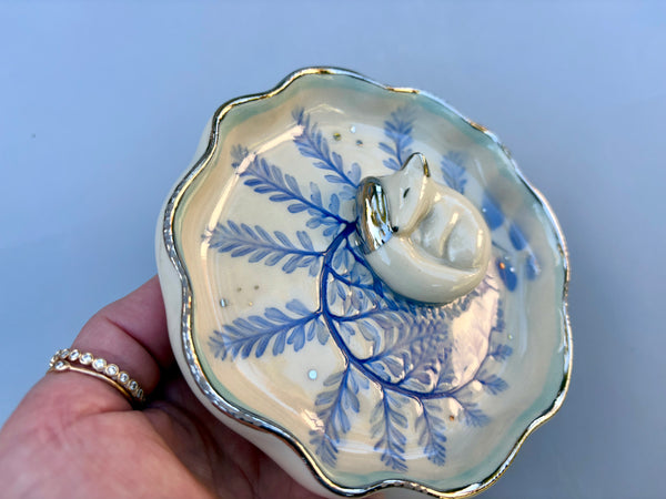 Arctic Fox Among the Ferns Jewelry Holder, Ceramic Dish with Silver Accents - Vuvu Ceramics