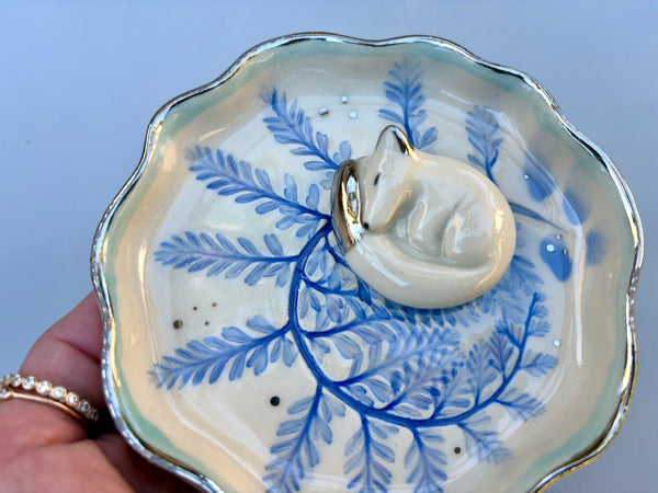 Arctic Fox Among the Ferns Jewelry Holder, Ceramic Dish with Silver Accents - Vuvu Ceramics