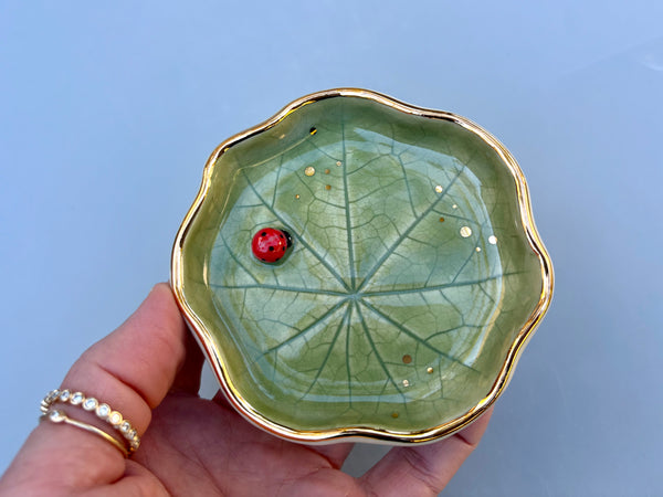 Small Nasturtium Leaf with Ladybug, Ceramic Dish with Gold Accents - Vuvu Ceramics