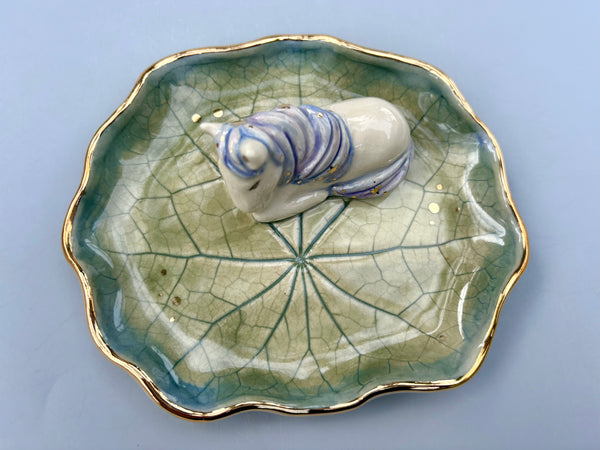 Resting Horse Jewelry Holder, Ceramic Leaf Trinket Dish with Gold Accent - Vuvu Ceramics