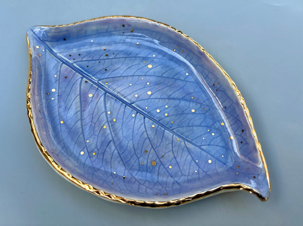 Large Periwinkle-Blue Hydrangea Leaf Jewelry Holder, Ceramic Dish with Gold Accents - Vuvu Ceramics