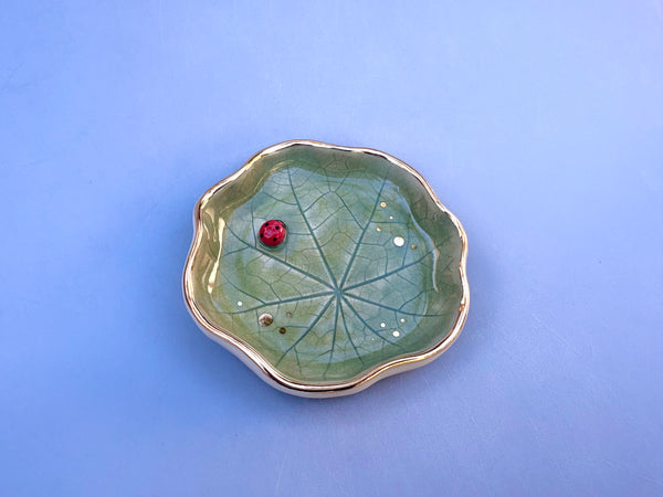 Small Nasturtium Leaf with Ladybug, Ceramic Dish with Gold Accents - Vuvu Ceramics