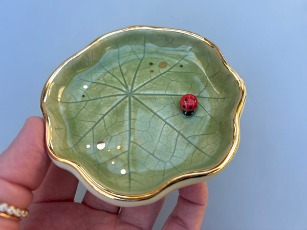 Small Nasturtium Leaf with Ladybug, Ceramic Dish with Gold Accents - Vuvu Ceramics