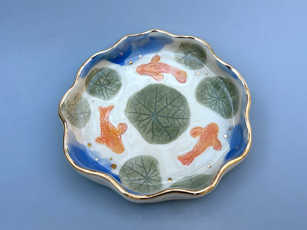 Koi Pond with Lily Pads Jewelry Holder, Ceramic Dish with Gold Accents - Vuvu Ceramics