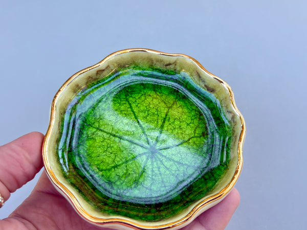 Small Antique Crackle Green Nasturtium Lily Pad, Ceramic Dish with Gold Accents - Vuvu Ceramics