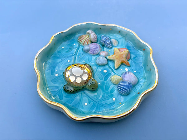 Green Sea Turtle Ocean Jewelry Holder ,  Ceramic Dish with Gold Accents - Vuvu Ceramics