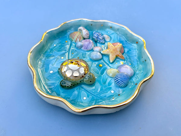 Green Sea Turtle Ocean Jewelry Holder ,  Ceramic Dish with Gold Accents - Vuvu Ceramics