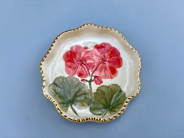 Geranium Jewelry Holder, Ceramic Dish with Gold Accents - Vuvu Ceramics