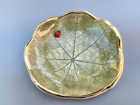 Large Nasturtium Leaf Dish with Ladybug