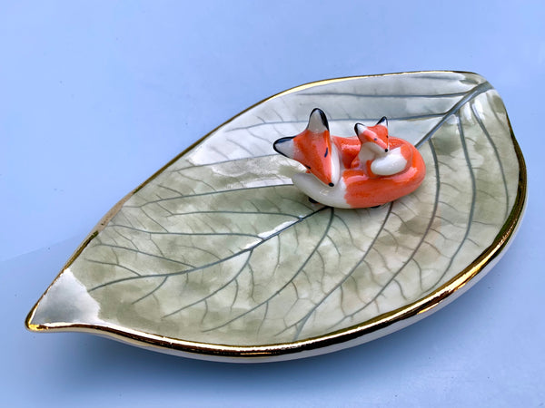 Mama Fox and Baby Jewelry Holder, Ceramic Hydrangea Leaf Trinket Dish with Gold Accent